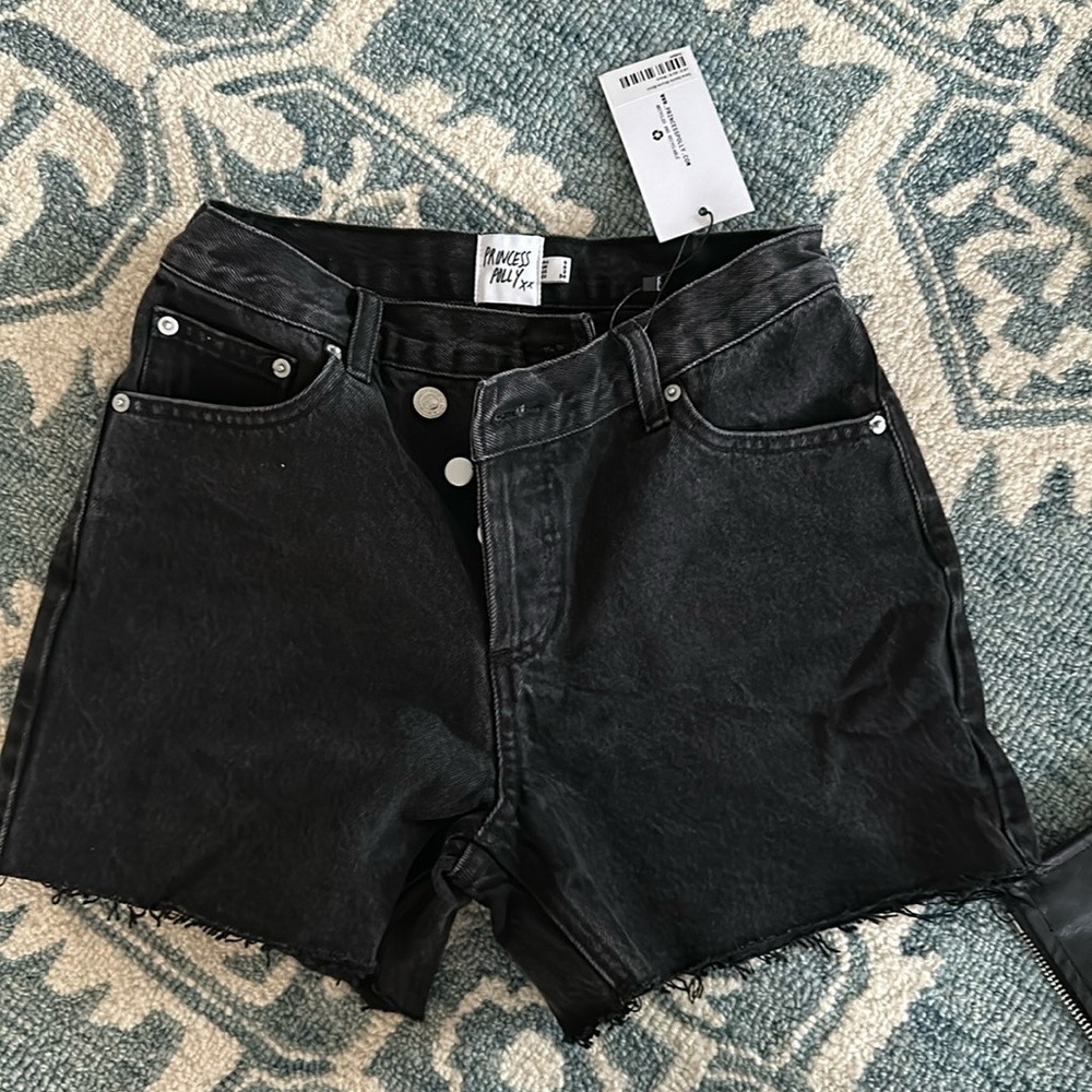 NWT Princess Polly black denim shorts